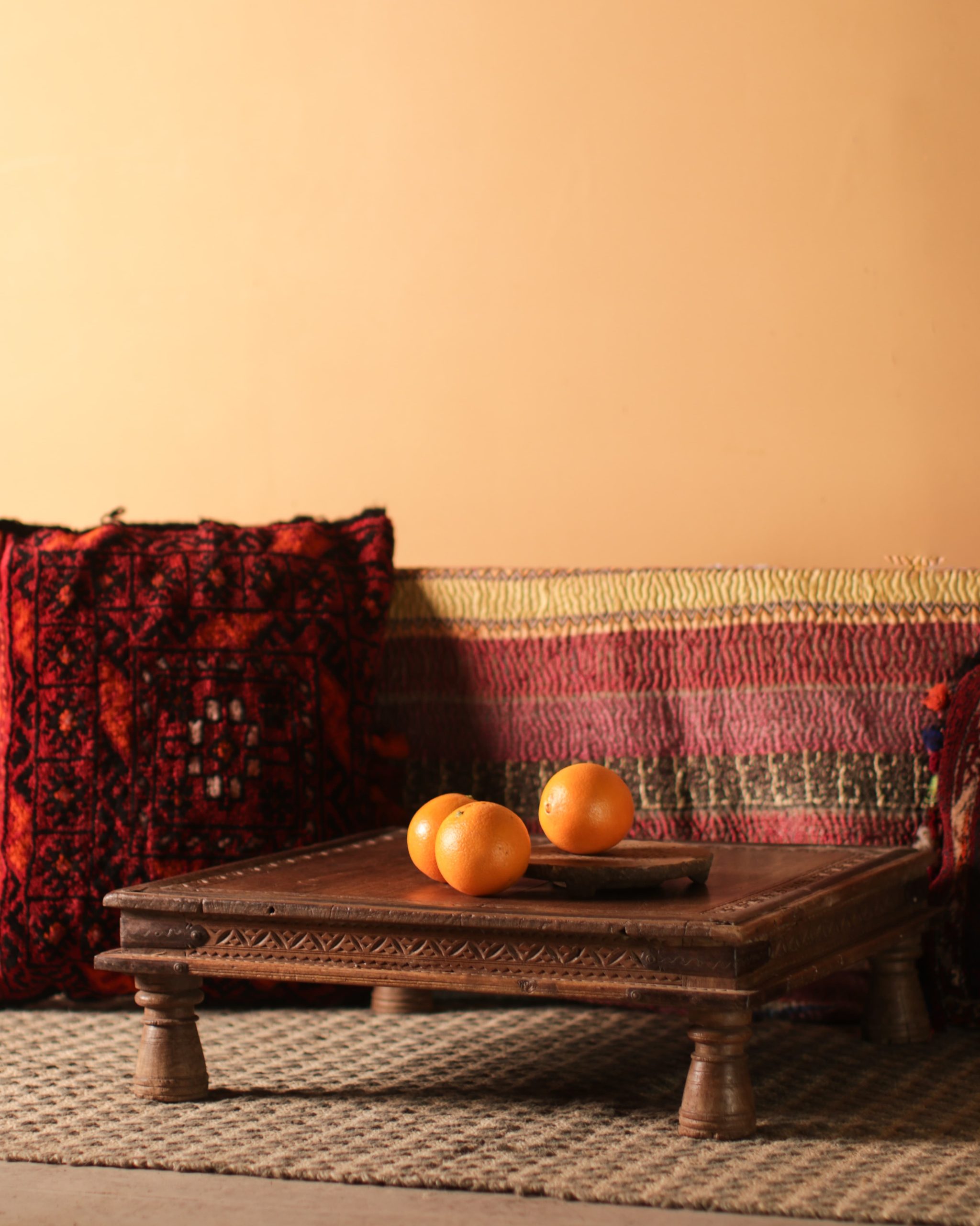 Bajot Table Gallery Image