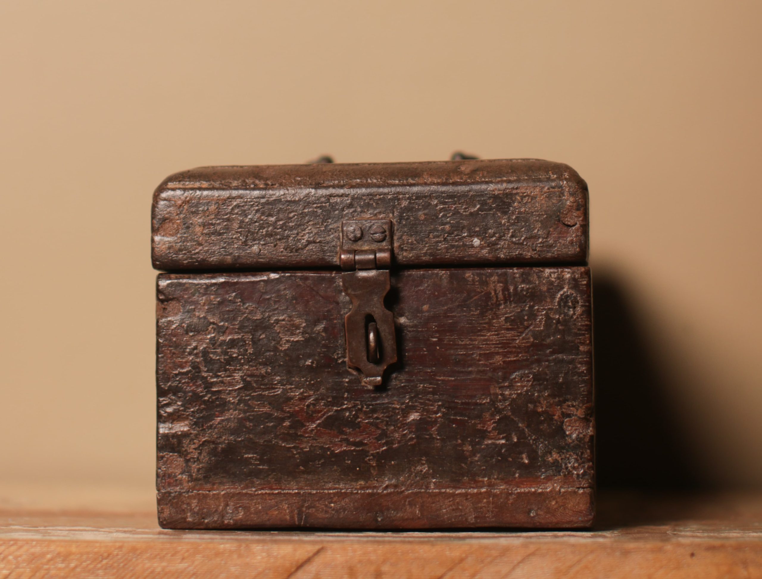 Antique Barbers Box Gallery Image