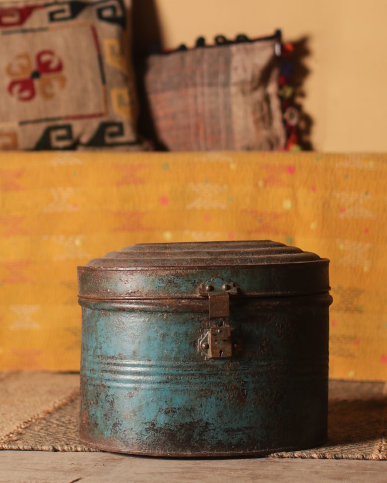Vinatge Metal Box