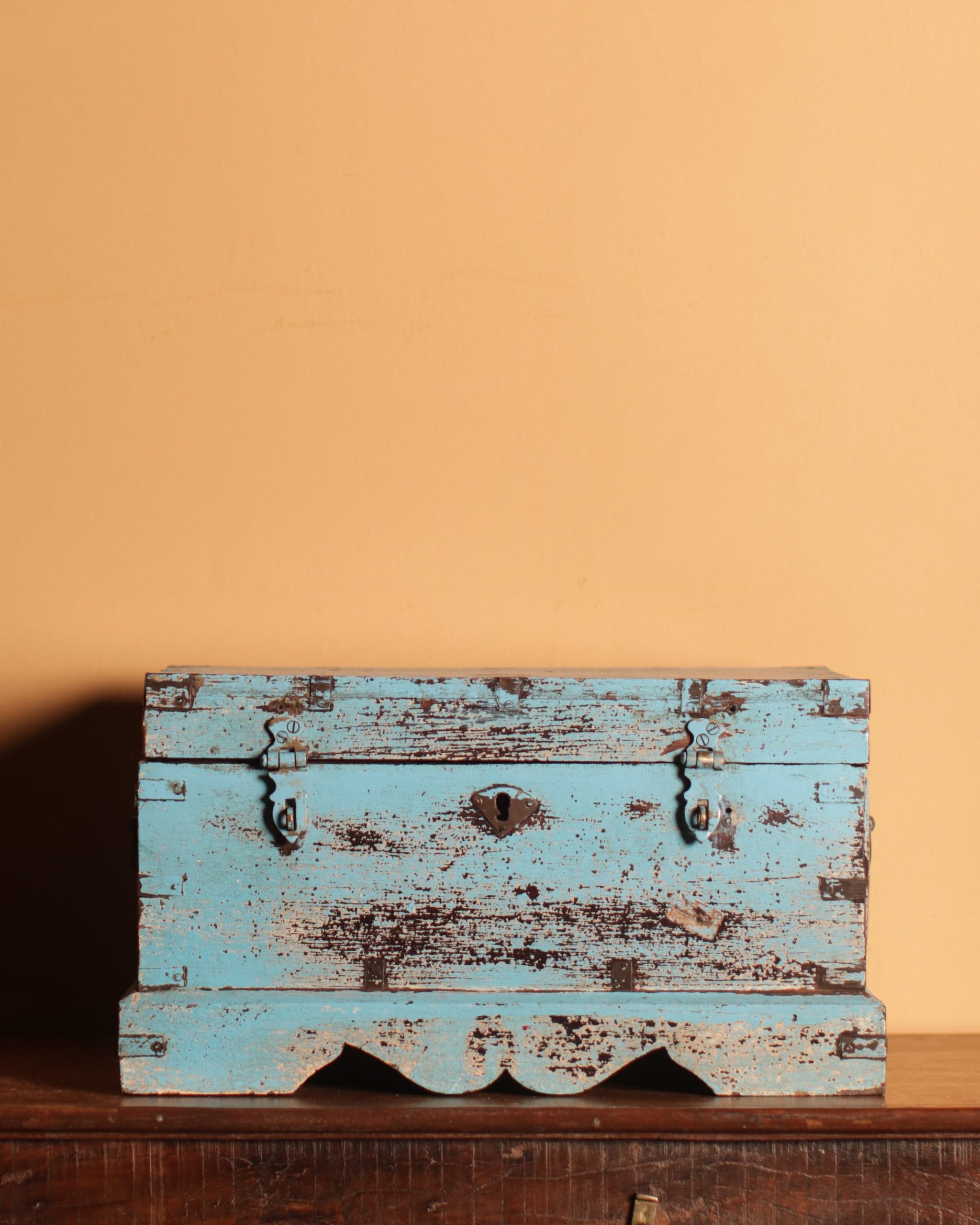 Cash Box Gallery Image