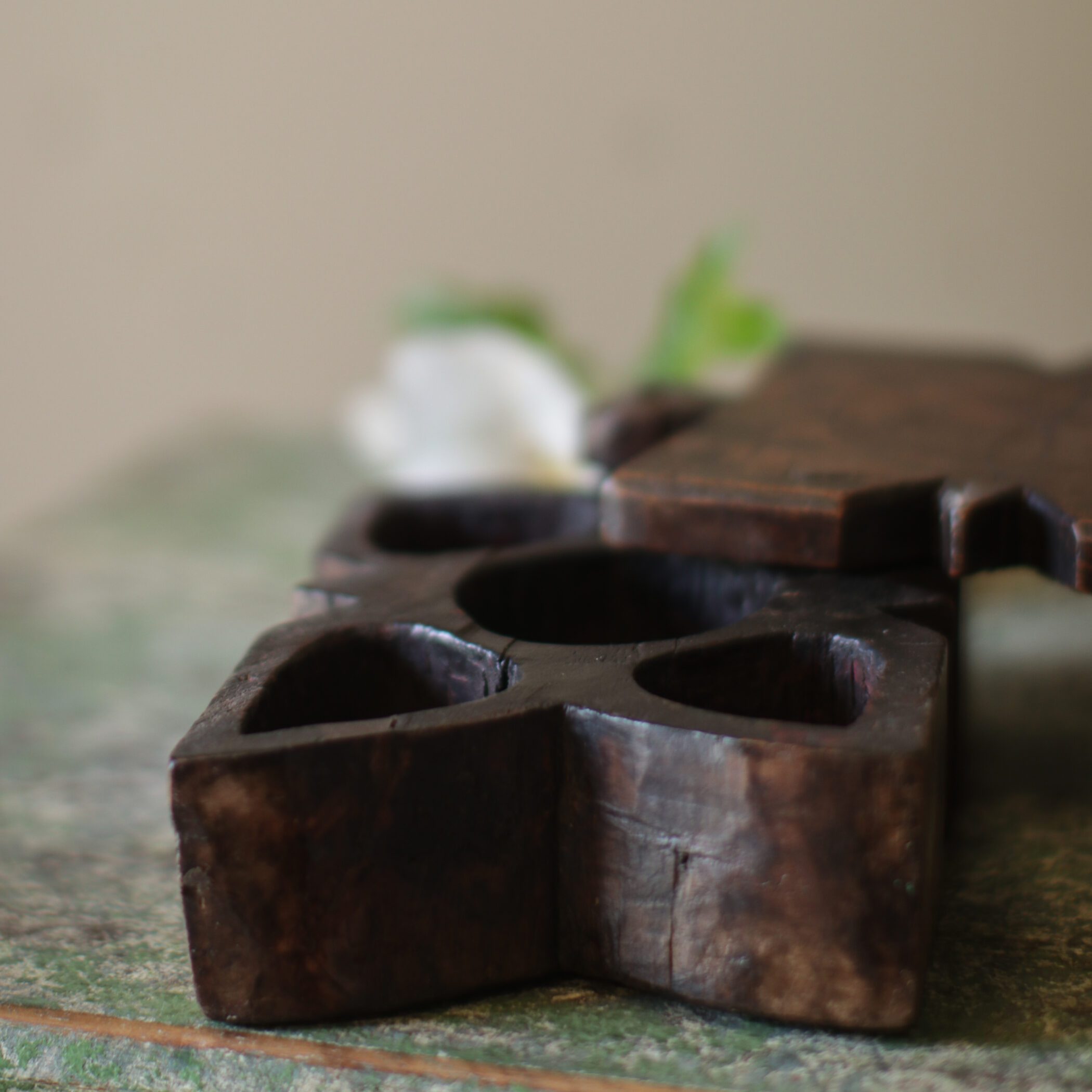 Wooden Tikka Pot Gallery Image