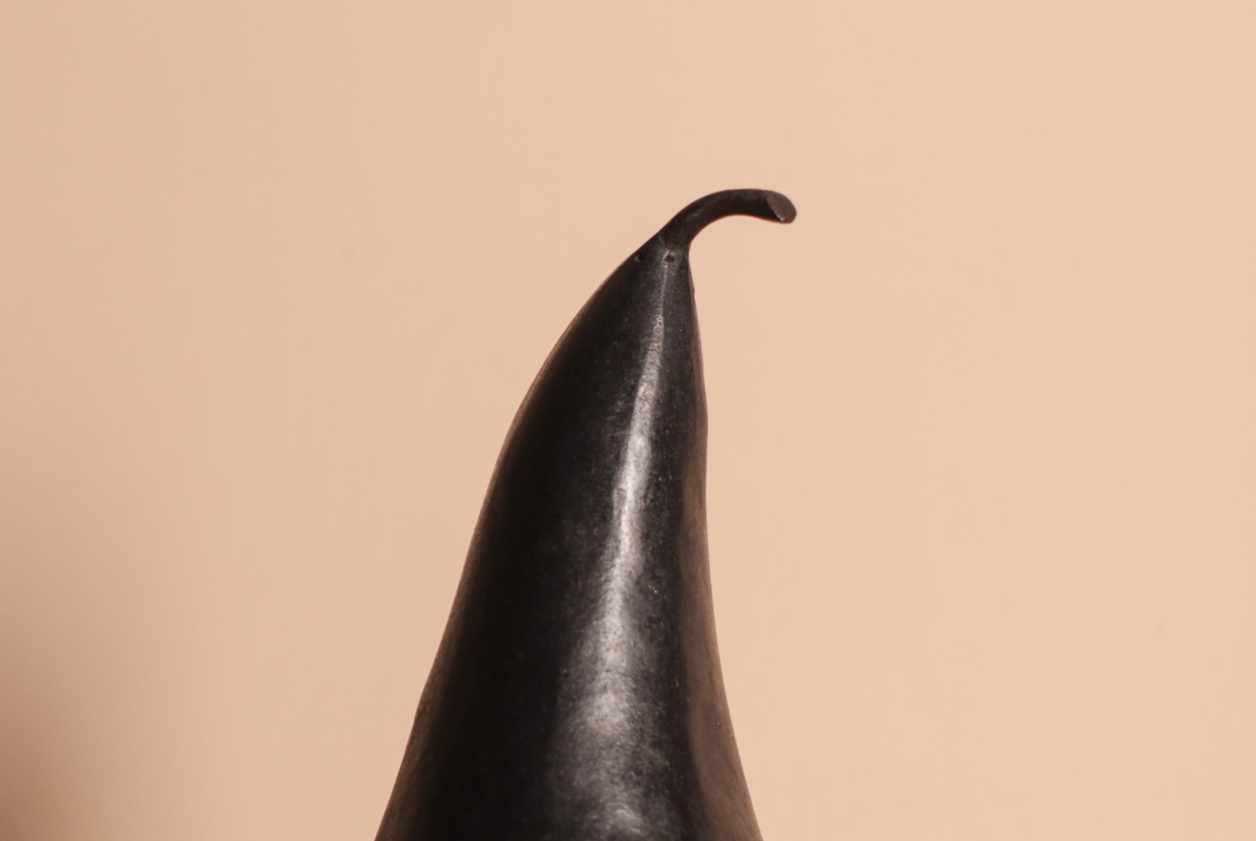 Marble Black Pear Gallery Image