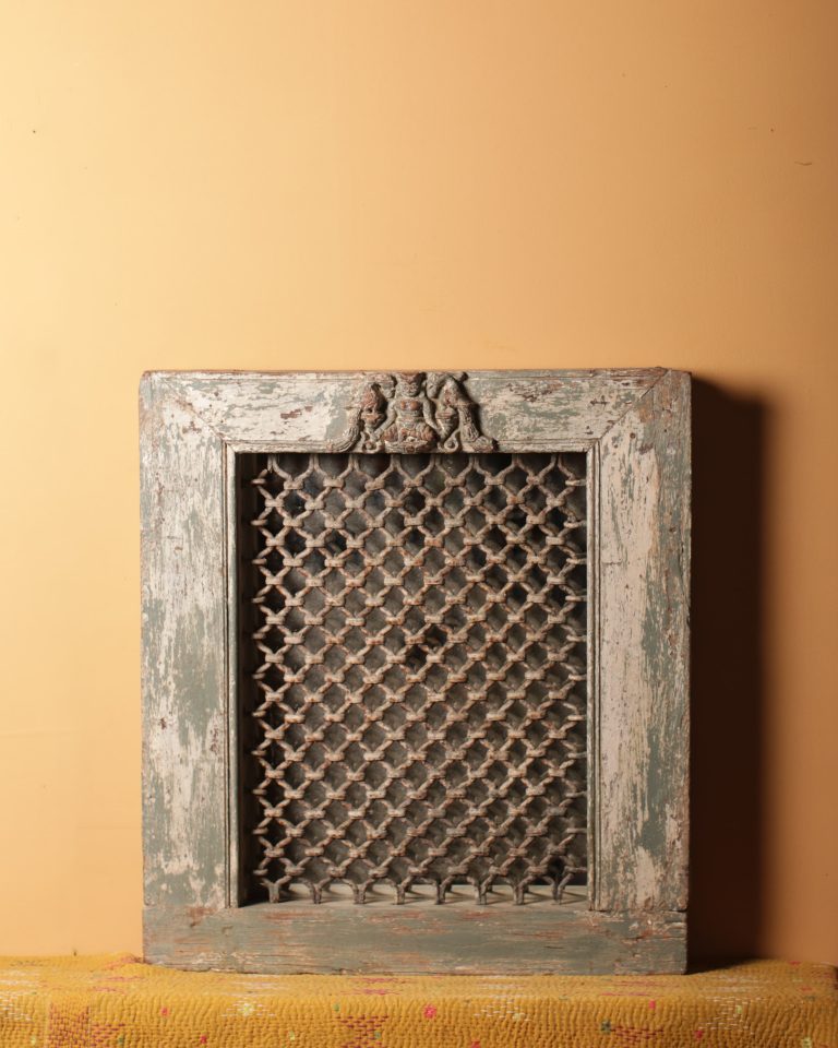 Distressed Original Jali