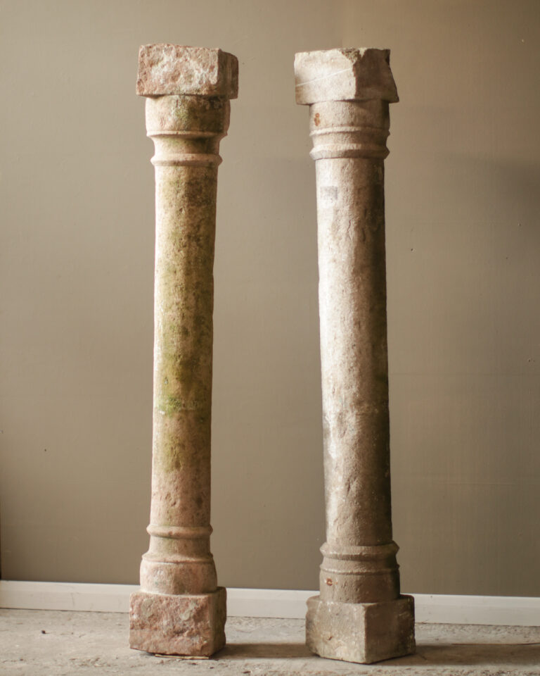 Set of 4 stone pillars