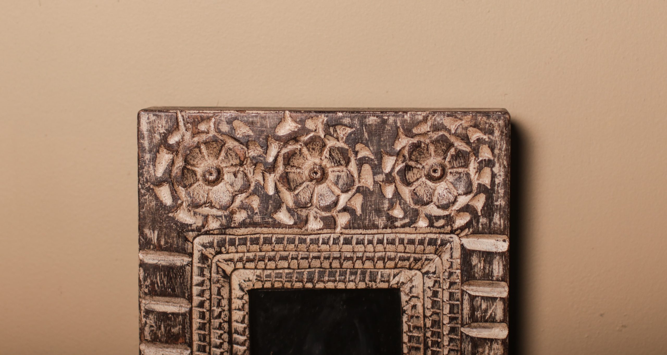 Grey Shrine Mirror Gallery Image