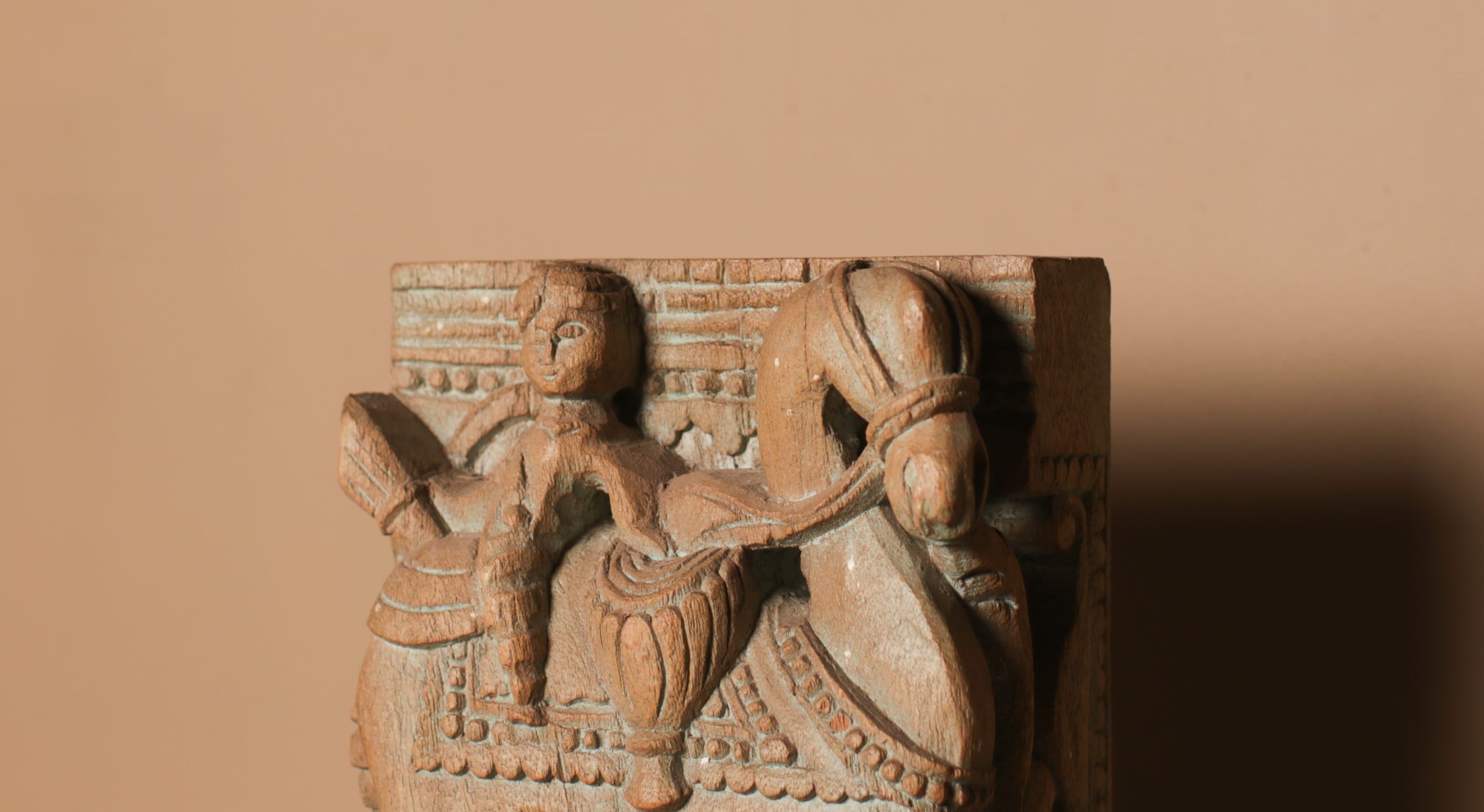 Set of Horse Brackets Gallery Image